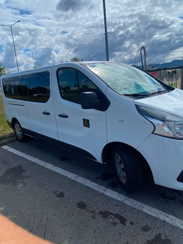 G8_renault-3q