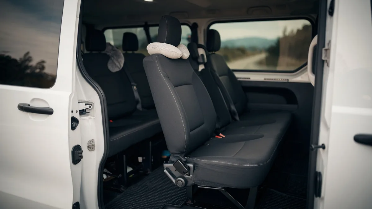 G4_renault-interior